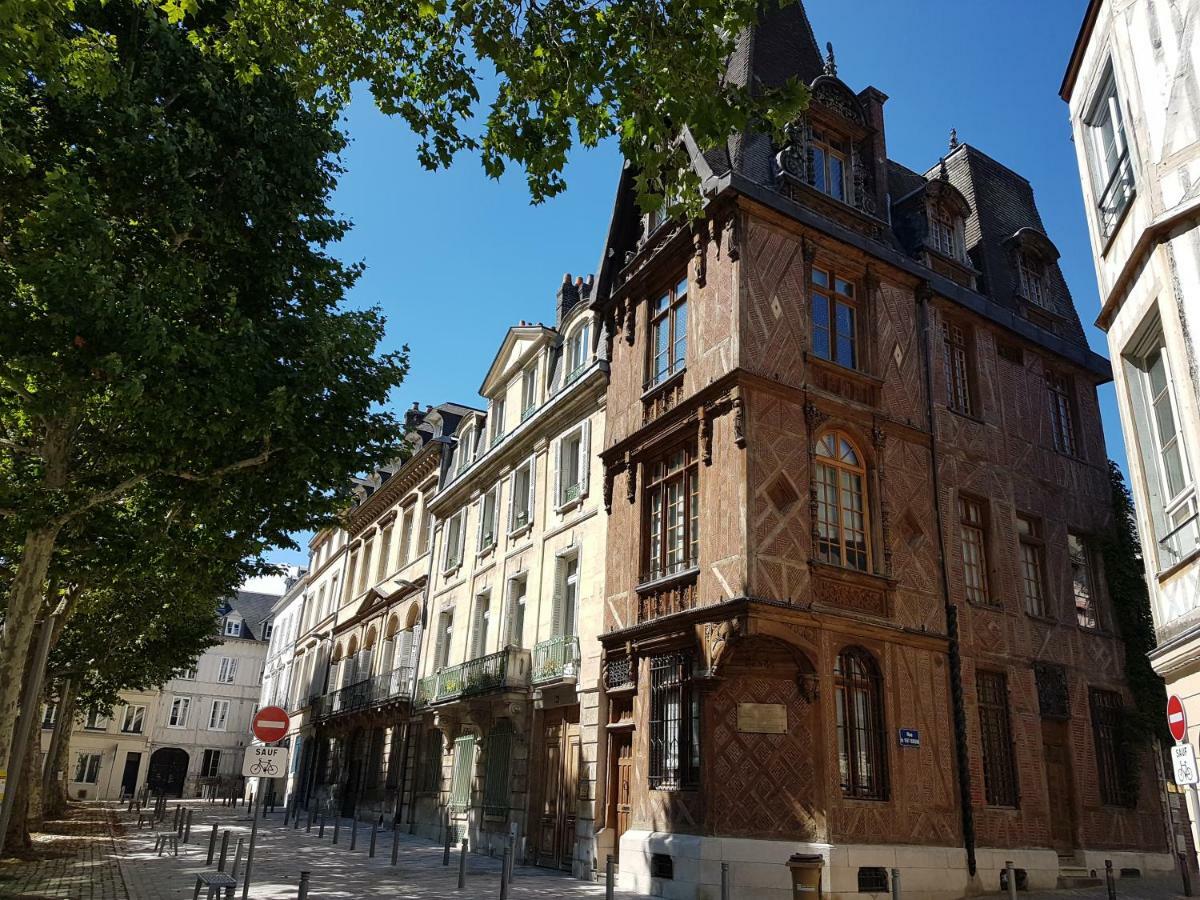 Le Repaire De Rougemare Deco Soignee Et Chaleureuse, Centre Historique Apartment